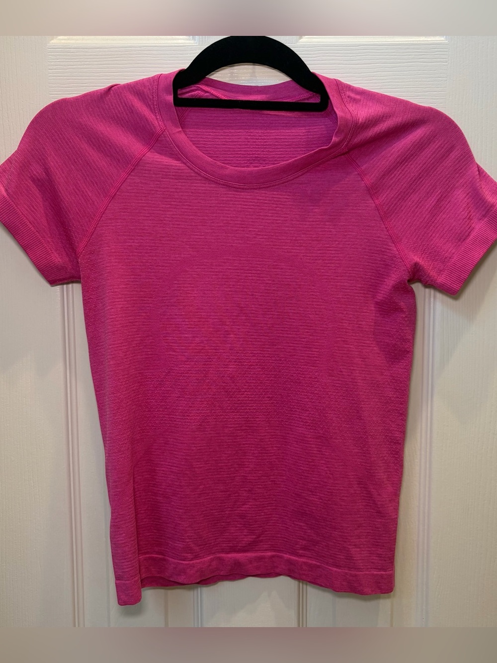 Lululemon pink swiftly tech short sleeve